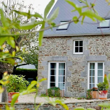 Holiday home Jacqueline, La Baie Du Mont-saint-michel